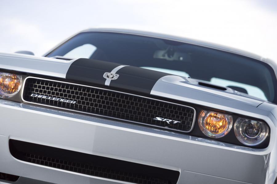  Dodge Challenger SRT8 2008 года  (фото 135 из 356)